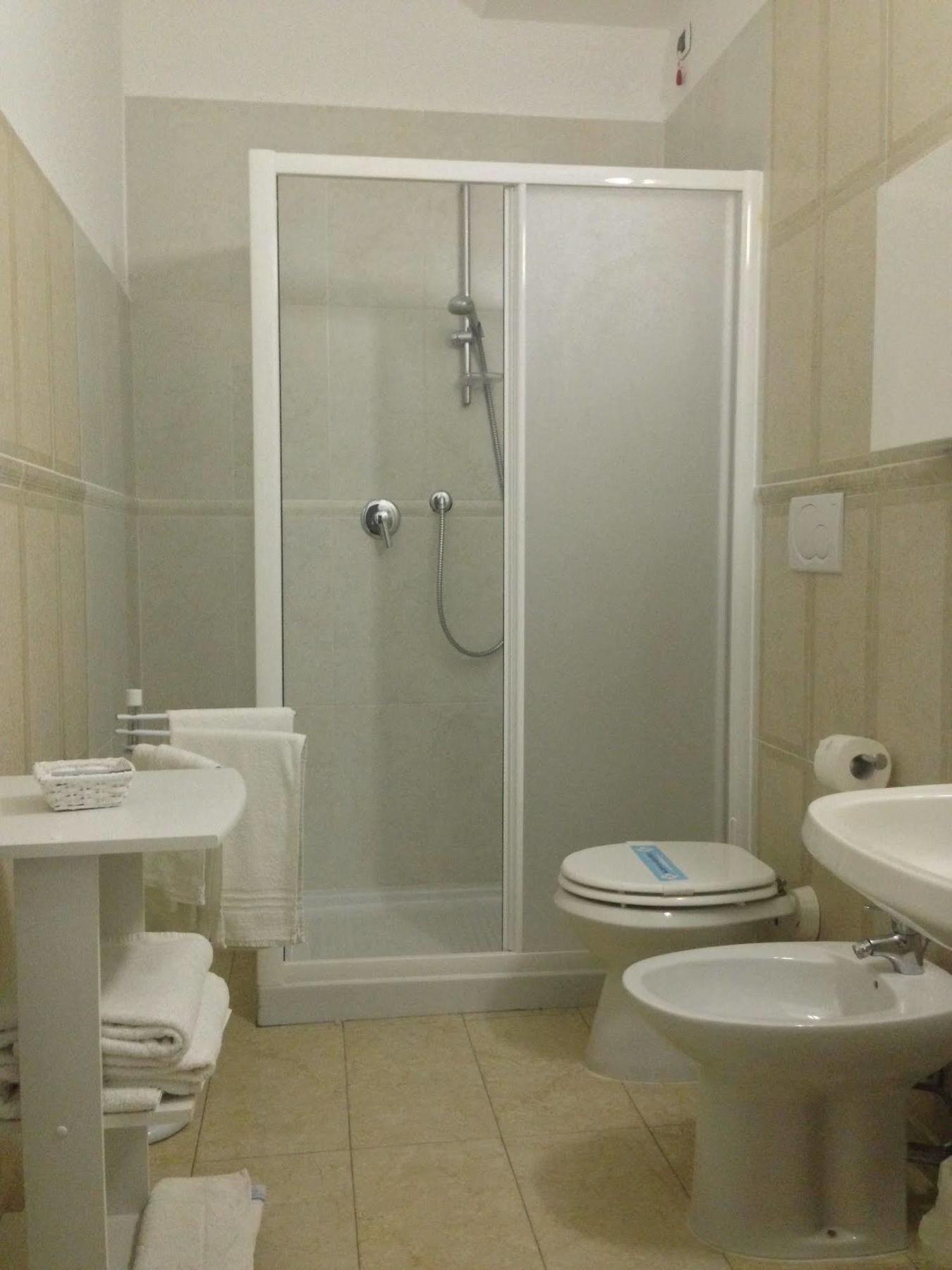 Hotel Carlton Beach ريميني المظهر الخارجي الصورة